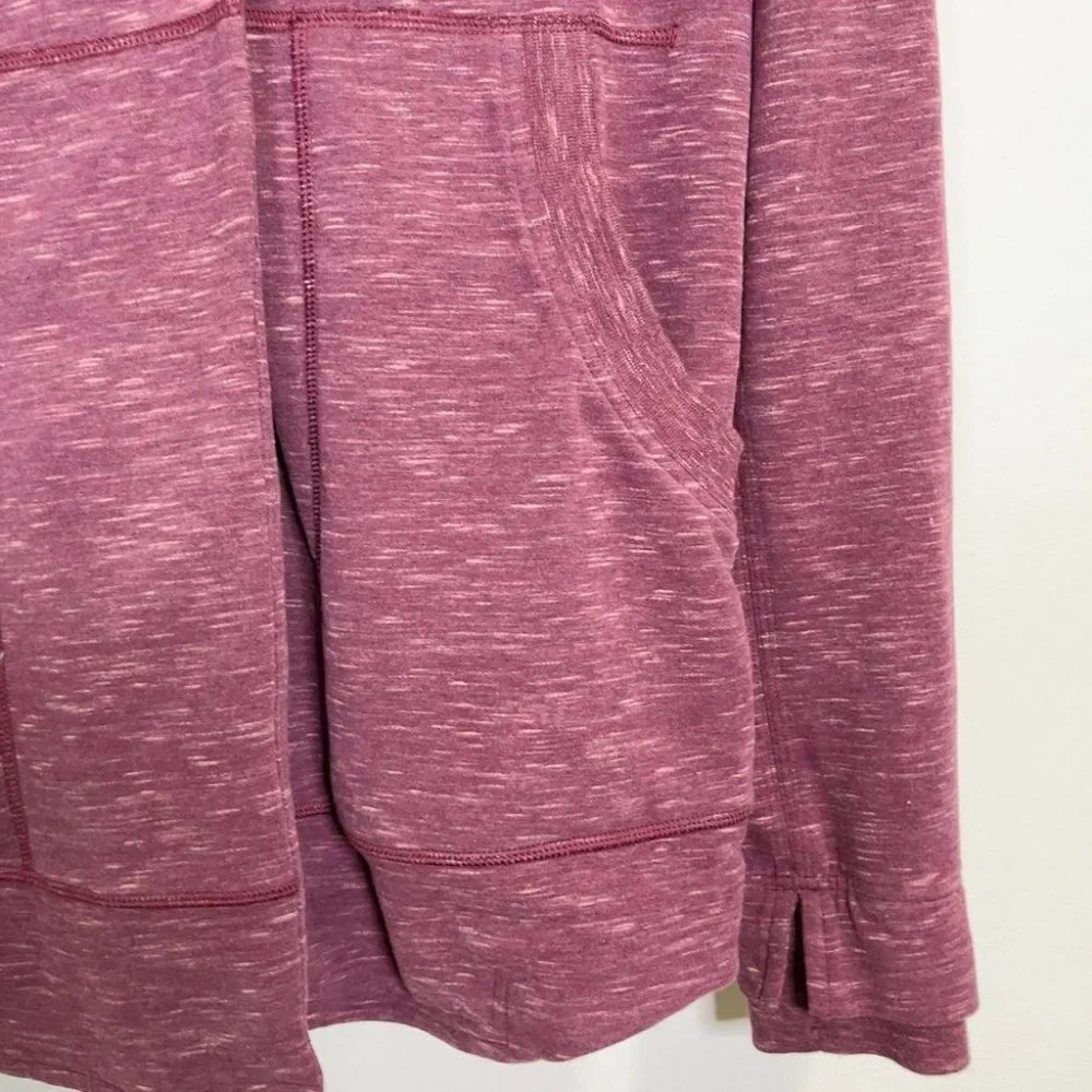 LULULEMON | FIND YOUR CENTRE WRAP IN RUST BERRY - Picture 8 of 16